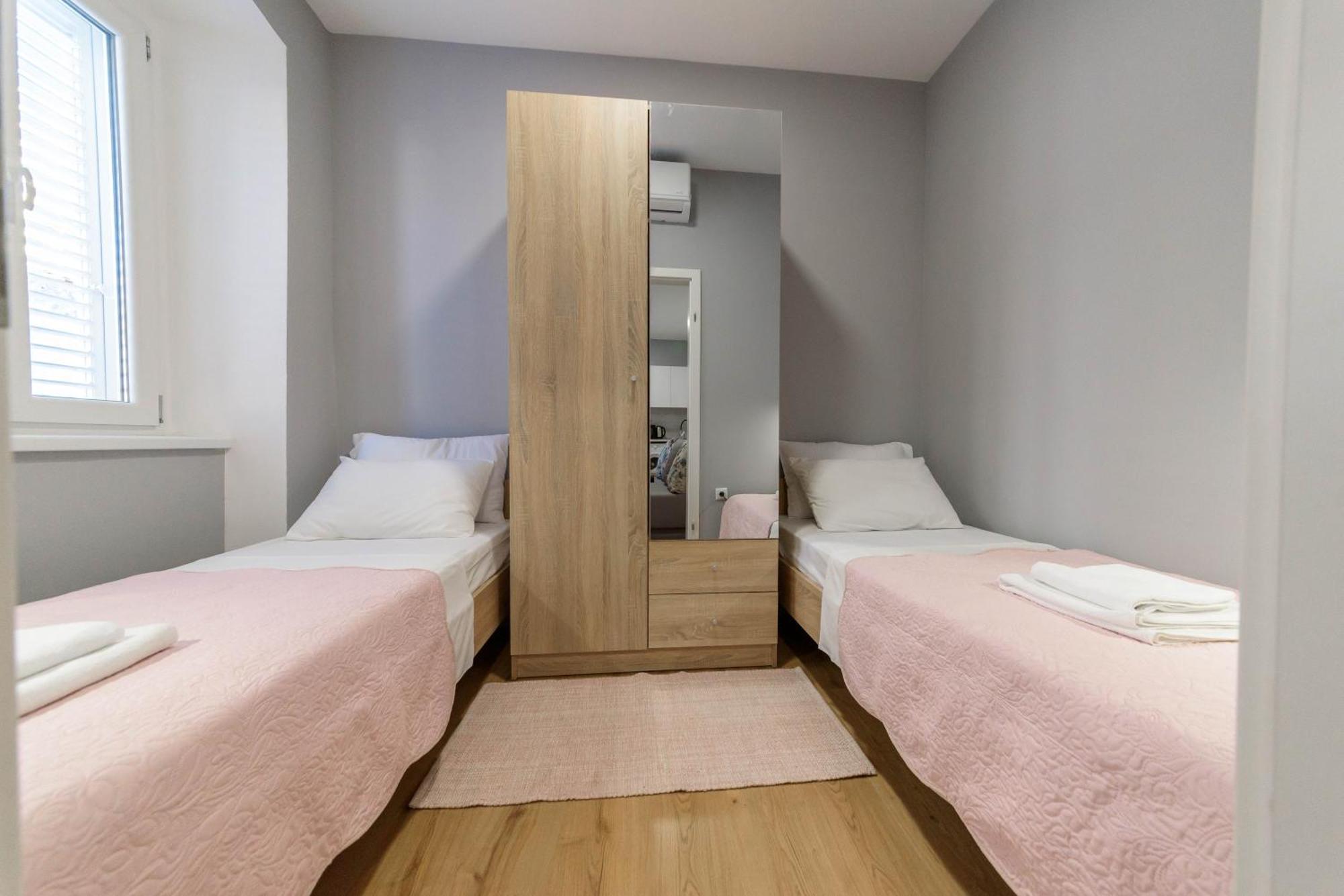 Appartement Poluotok 2 Zadar