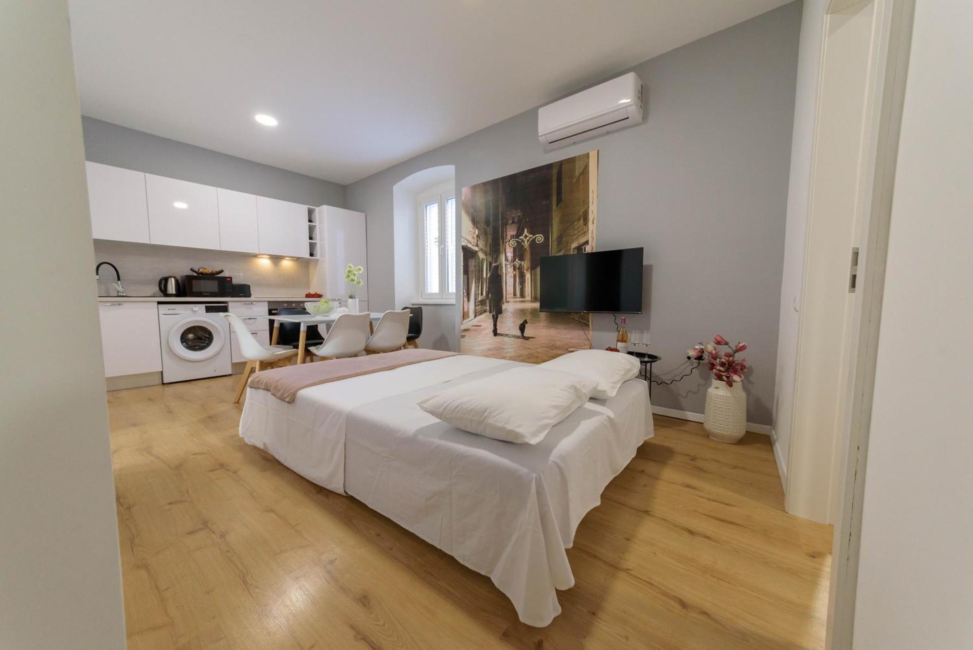Poluotok 2 Appartement Zadar