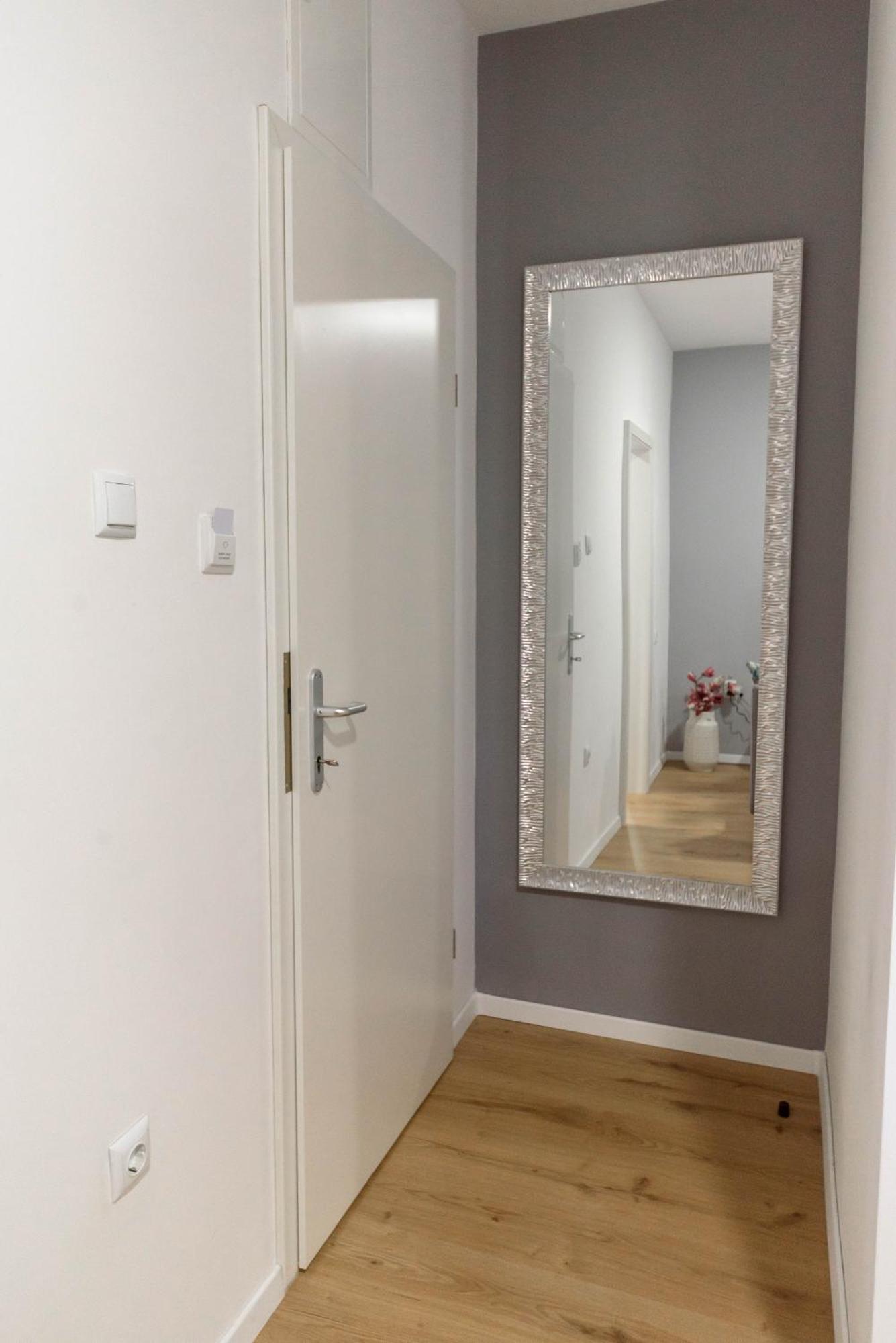 Appartement Poluotok 2 *